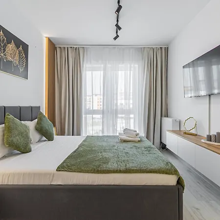 Апартаменты Cozy Deluxe 3 - Coresi Mall *